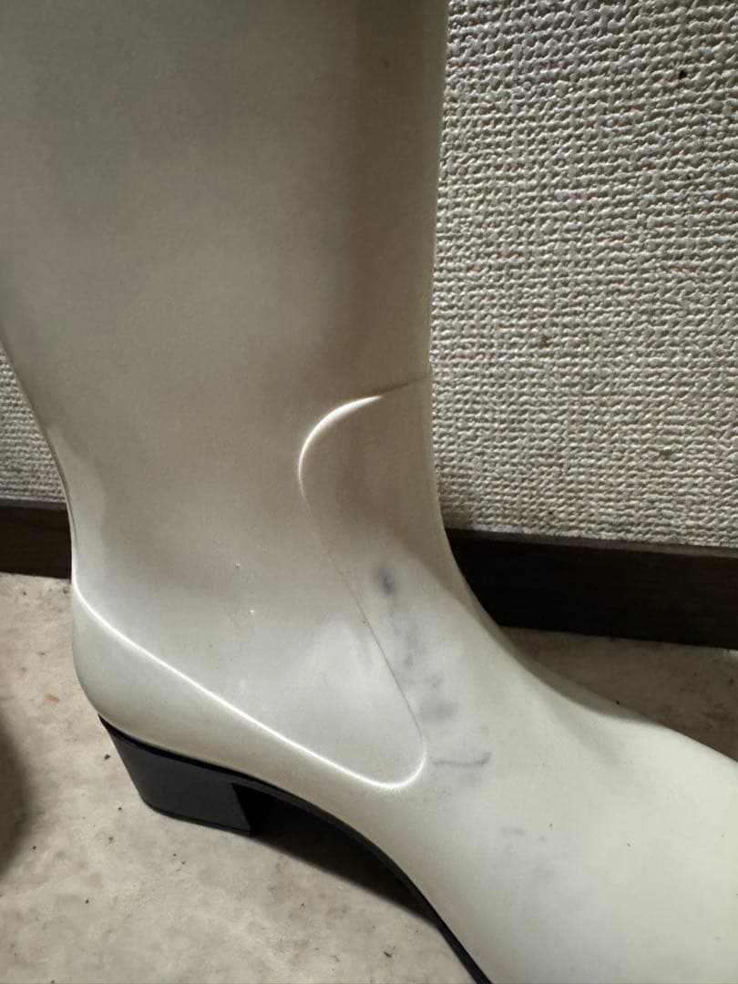 最終価格！CHANELホワイト カメリアレインブーツ 花モチーフ