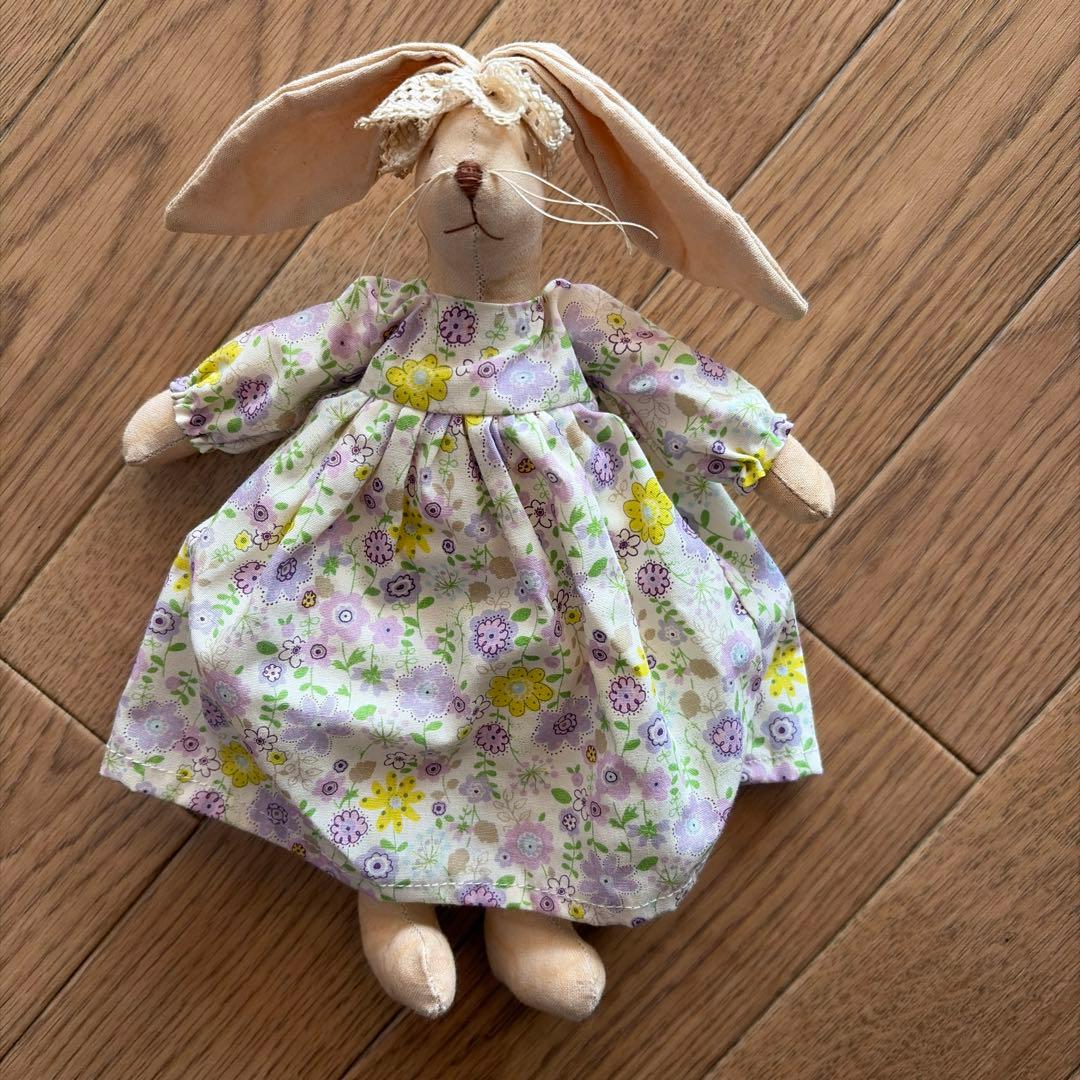 毛塚千代　うさぎ　ドール