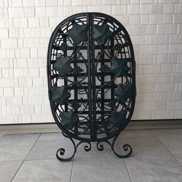 アイアンのワインラック　18本収納