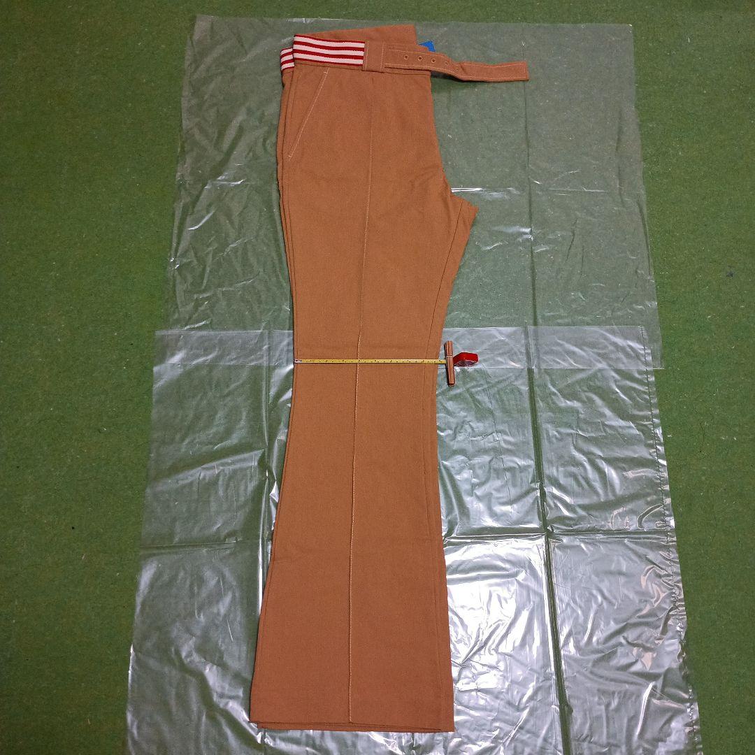 adidasオリジナルス：ウェルズボナー、カジュアルチノパン