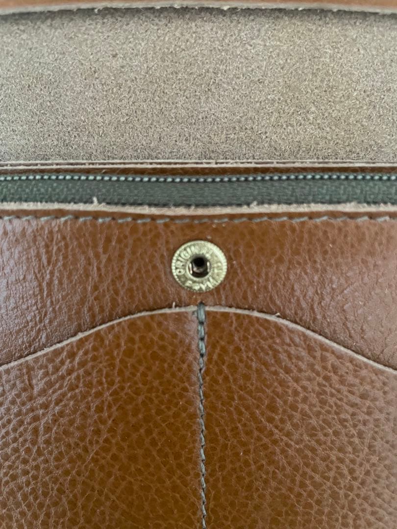 IL BISONTE 長財布 オリーブ　保存袋付き