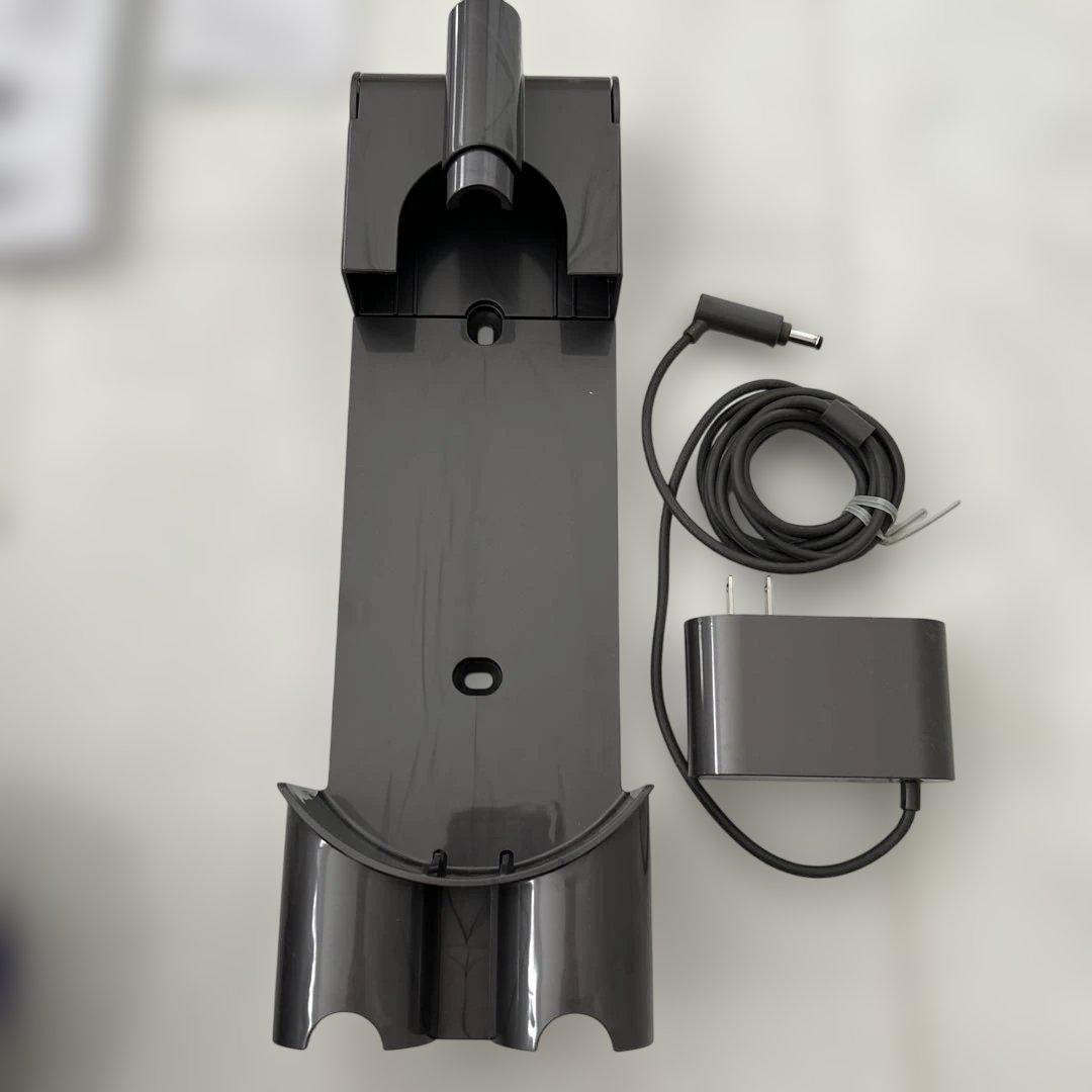 dyson V8 Slim Fluffy 本体　掃除機