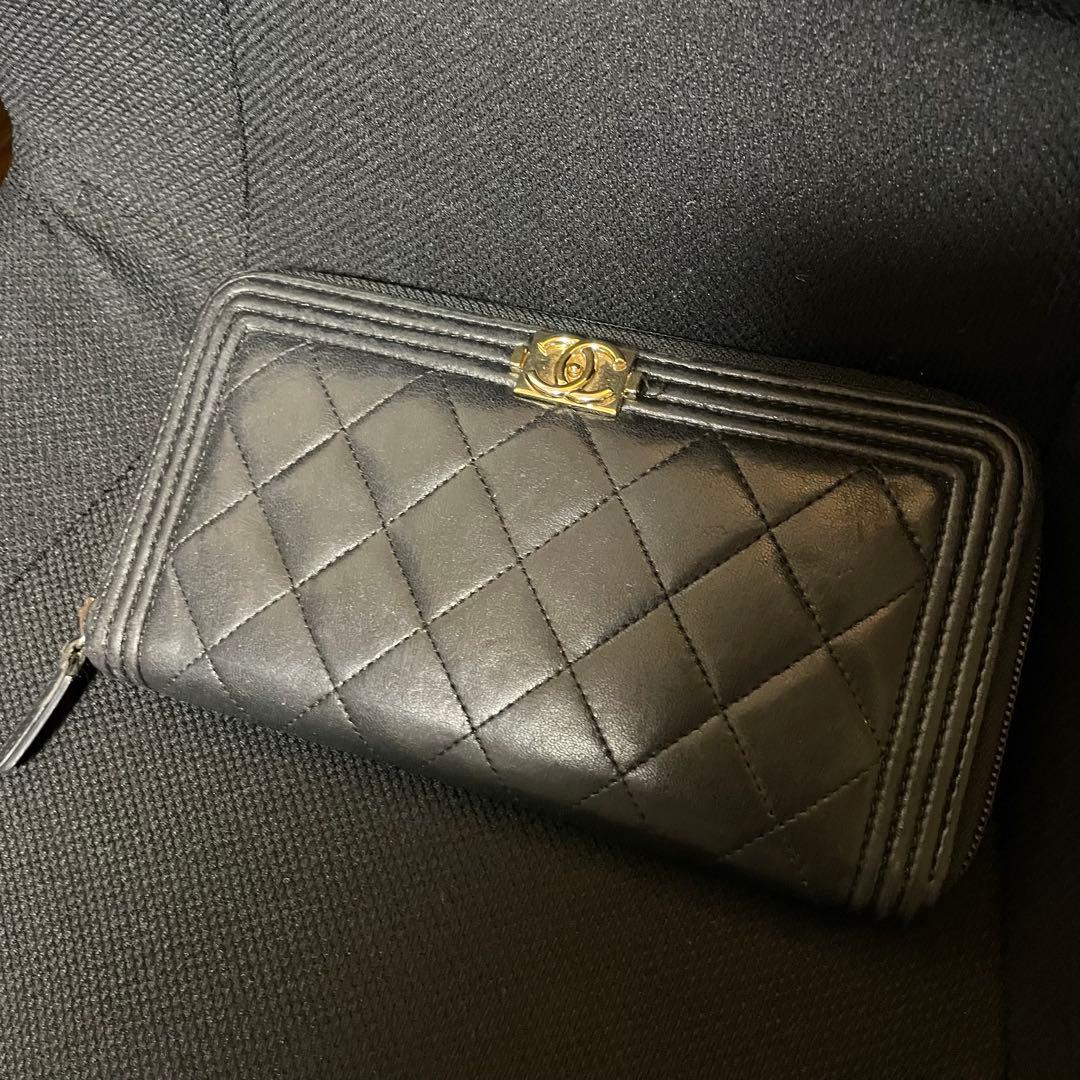 miumiu　Chanel ブラック ボーイシャネル　長財布