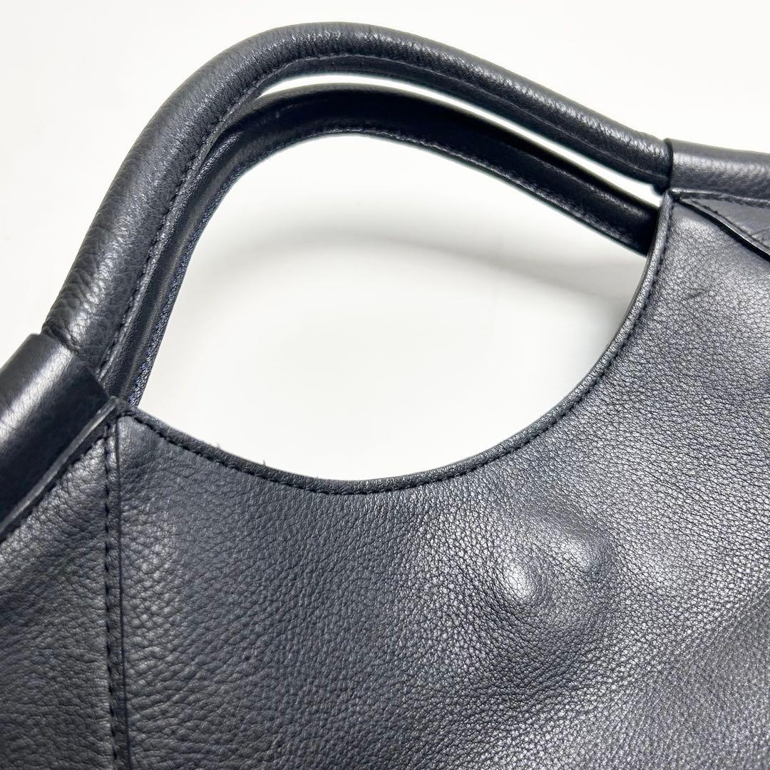 【美品】ビースタッフ/日本製レザーハンドバッグ/トートバッグ/3室構造/ブラック