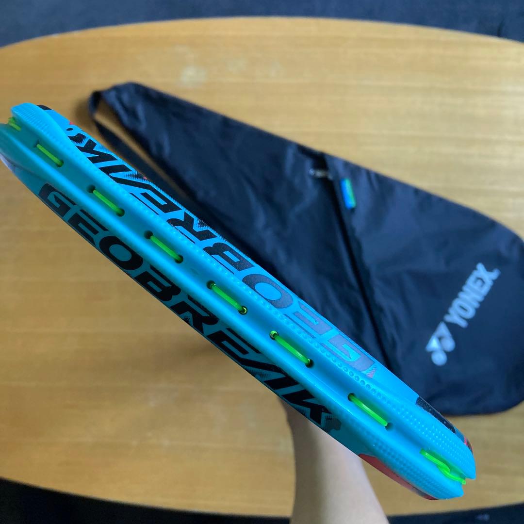 値下げ YONEX GEOBREAK 70S テニスラケット【ケース付き】