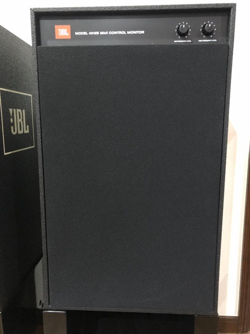 JBL 4312B MKⅡ　4312B MK2 未使用に近い美品　Ｒ側スピーカー