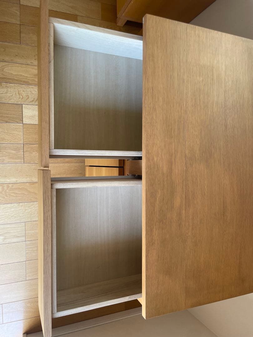 無印良品　オーク材キャビネット　　2