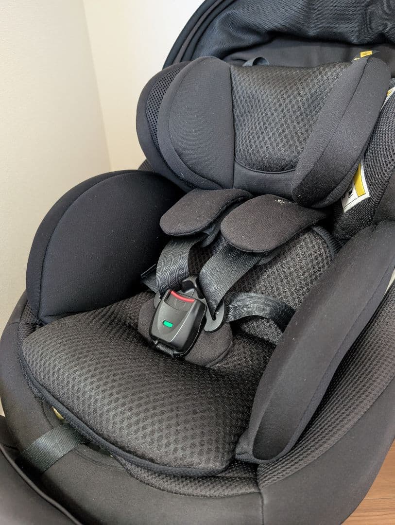 Combi THE S plus ZC-750 黒 チャイルドシート 欠品無し