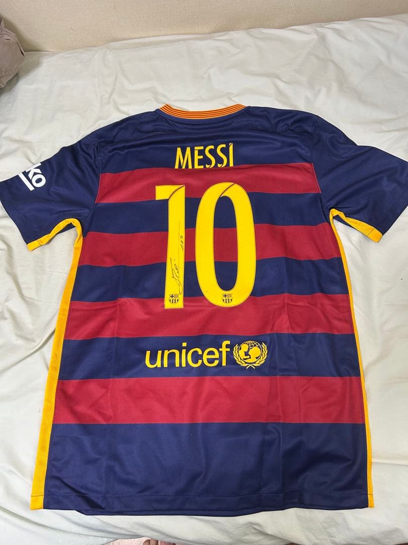 メッシ 直筆サイン入りユニフォーム　15-16 バルセロナ
