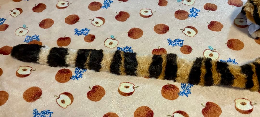 虎　トラ　タイガーマット　フロアマット　敷物　カーペット　絨毯　匿名配送