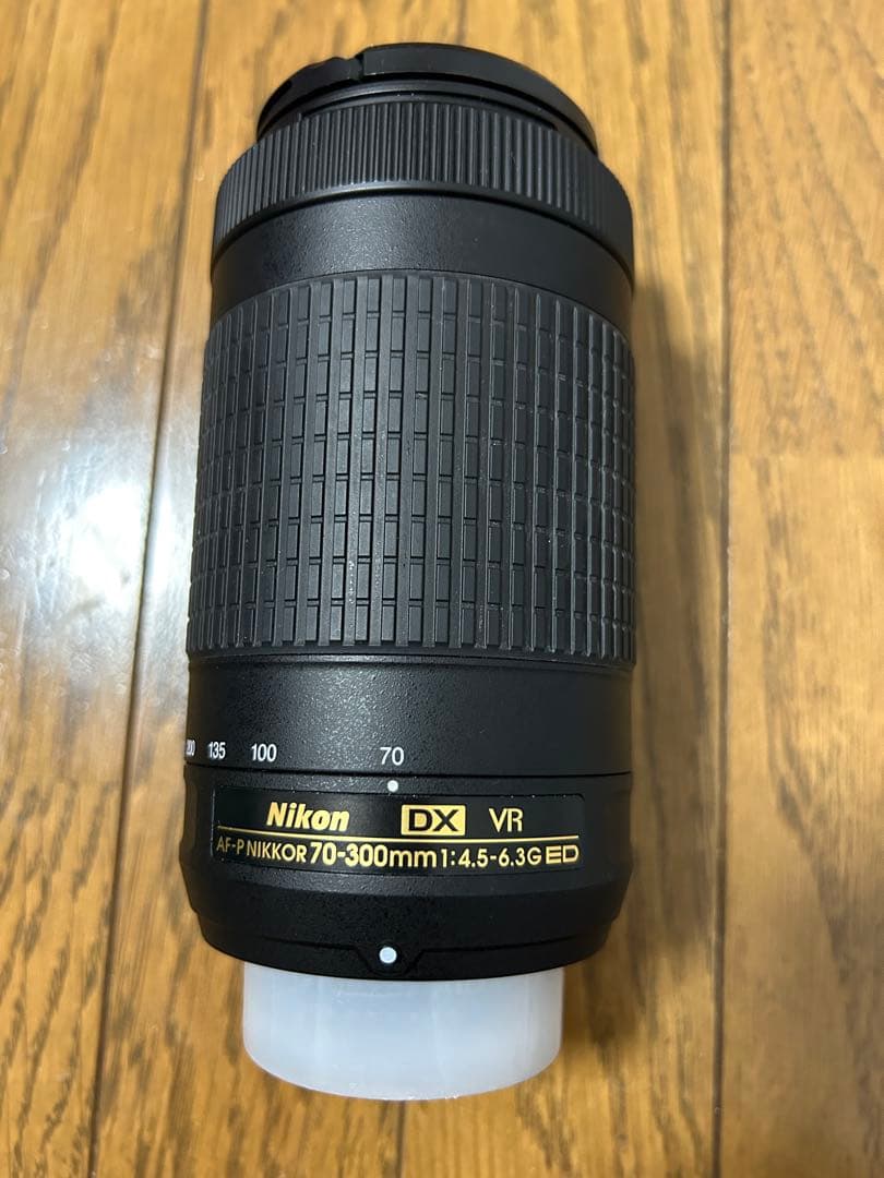 【美品】Nikon D5600 18-55VR+70-300VR Kit
