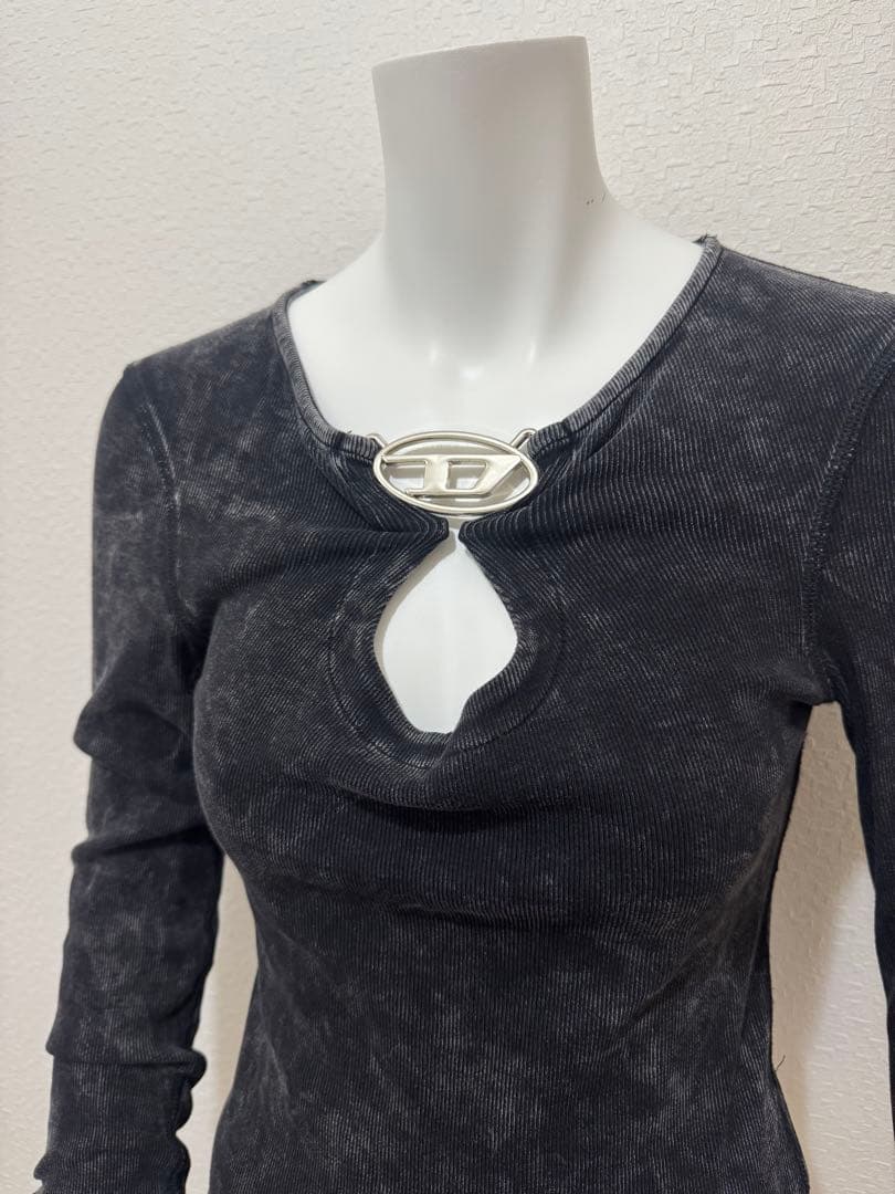 DIESEL黒 長袖 トップス
