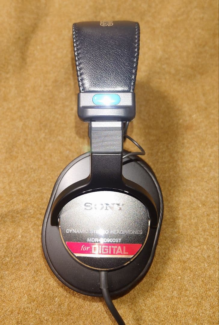 SONY スタジオモニターヘッドホンMDR-CD900ST