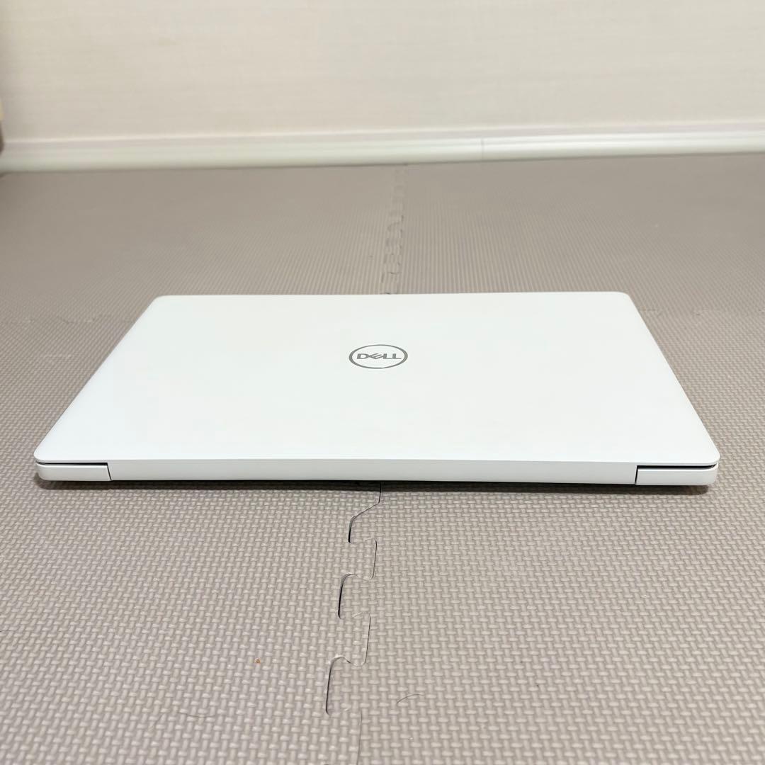 【バッテリー新品】Dell Inspiron 5570【i7/SSD+HDD】