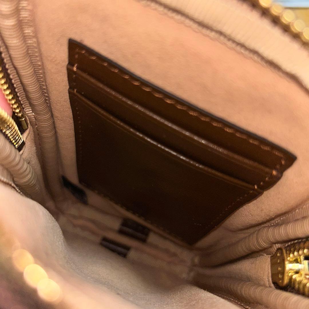 GUCCI ミニショルダーバッグ インターロッキングG