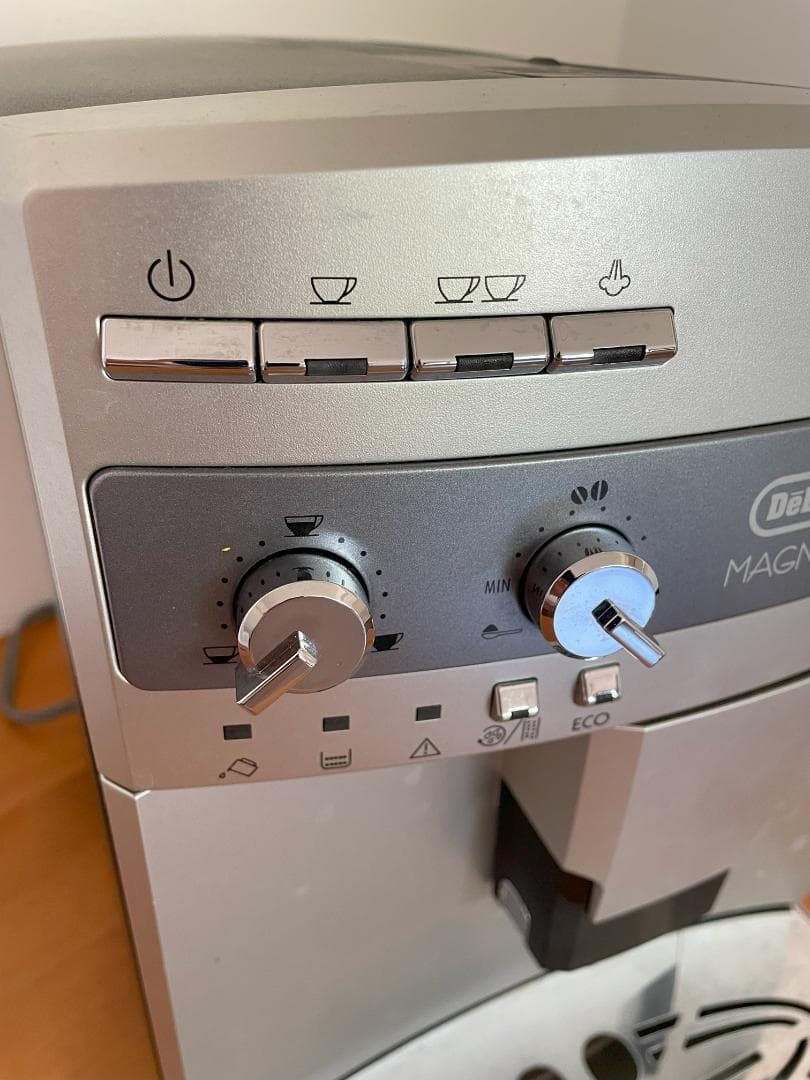 デロンギ マグニフィカ 全自動エスプレッソマシン