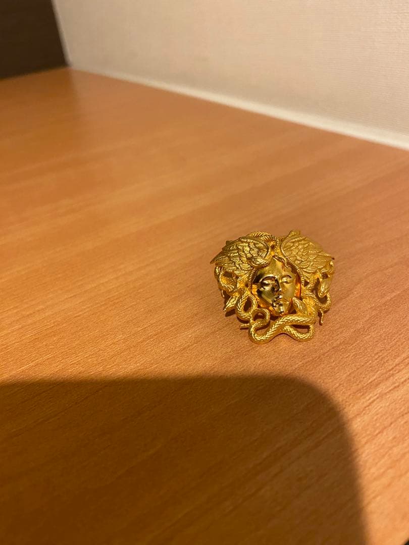 VERSACE ヴェルサーチ　メデューサヘッド ピアス片耳　本体のみ