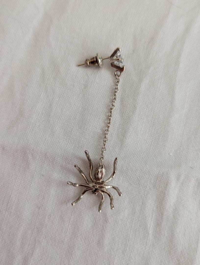 e.m.シルバージルコニア クモピアス*イーエム片耳用