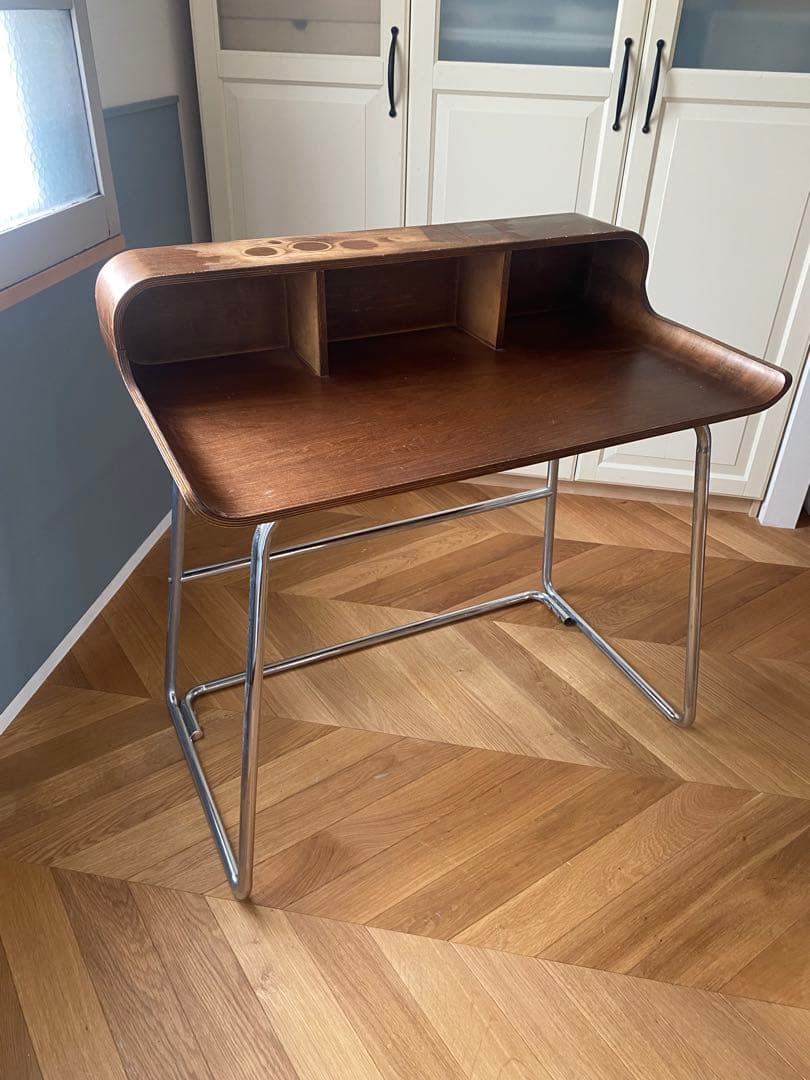 パイプデスク　棚付き（used)