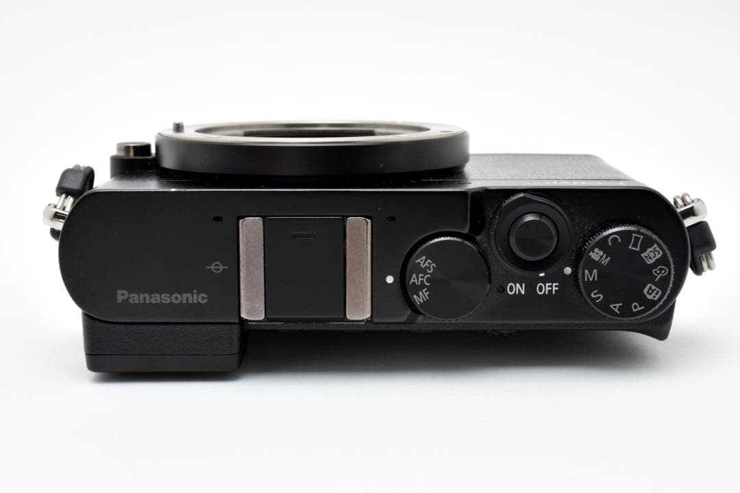Panasonic LUMIX DMC-GM5 ブラック 本体とバッテリー