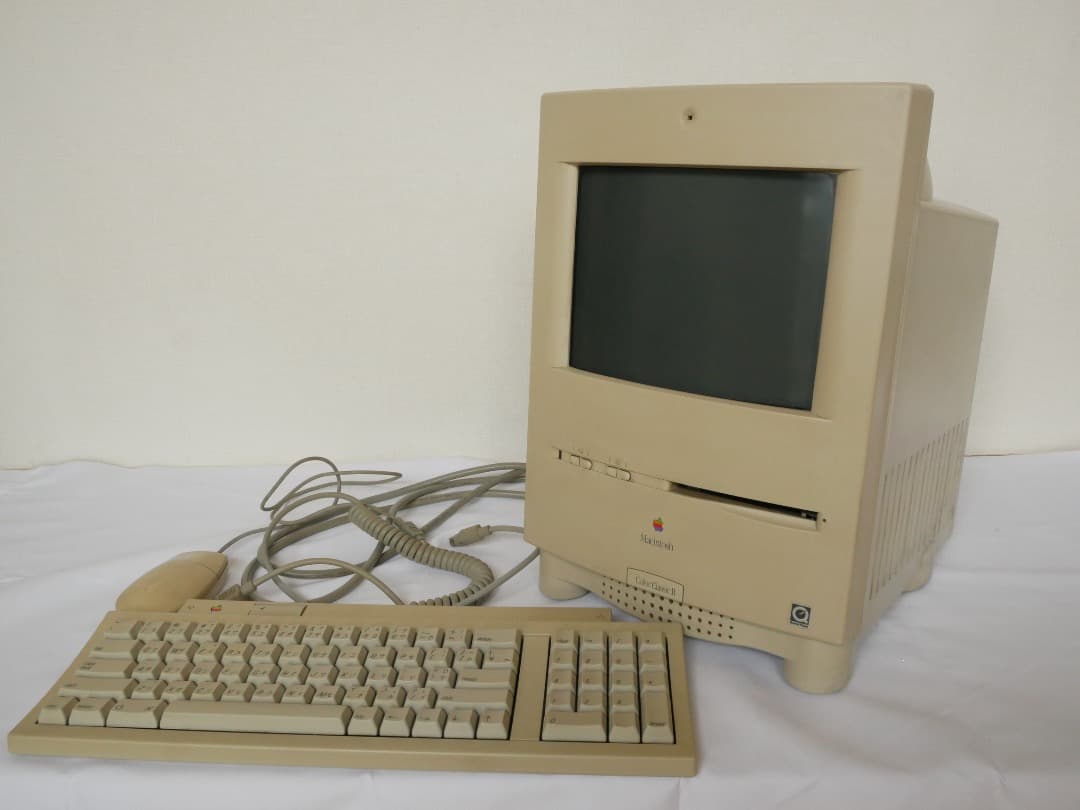 Macintosh ColorClassic II(Norton FDほか付属)