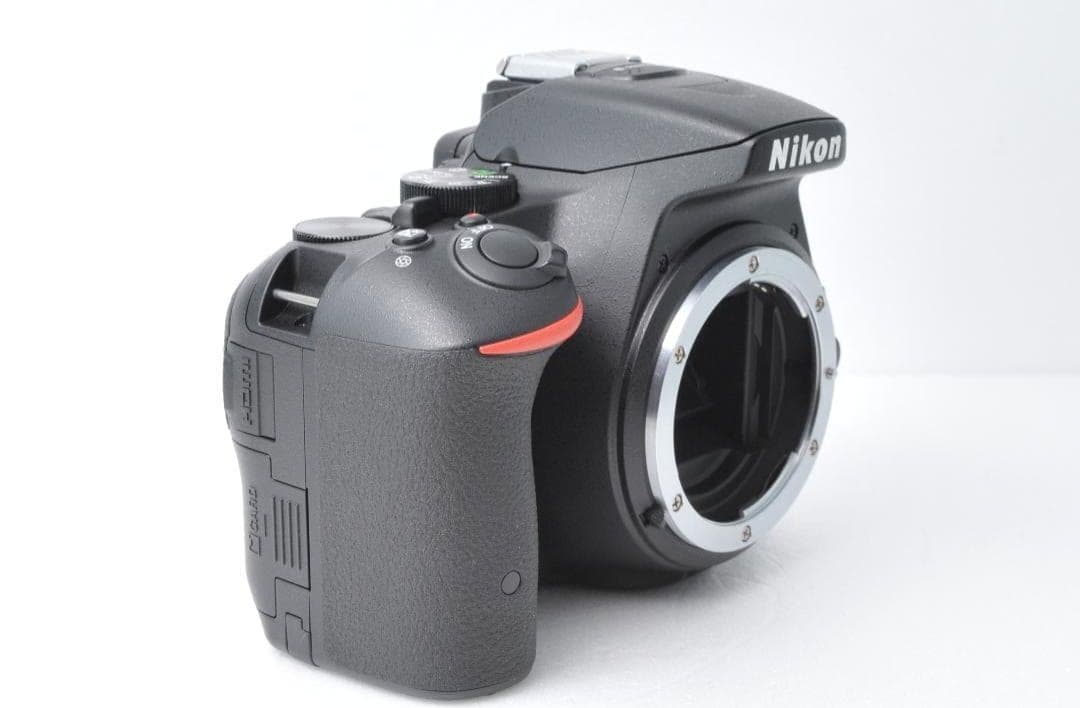 Nikon D5500 デジタル一眼レフ 本体とレンズセット