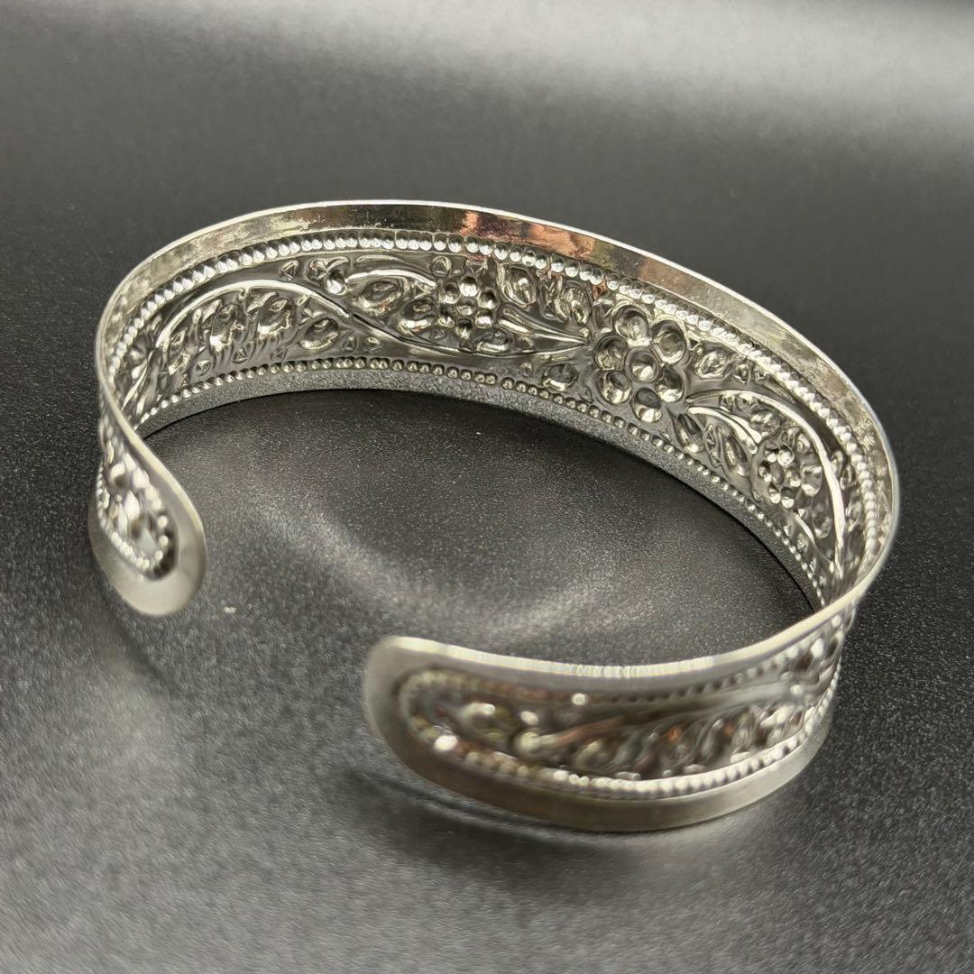 【ガトーショコラ】シルバー925 花柄カフバングル