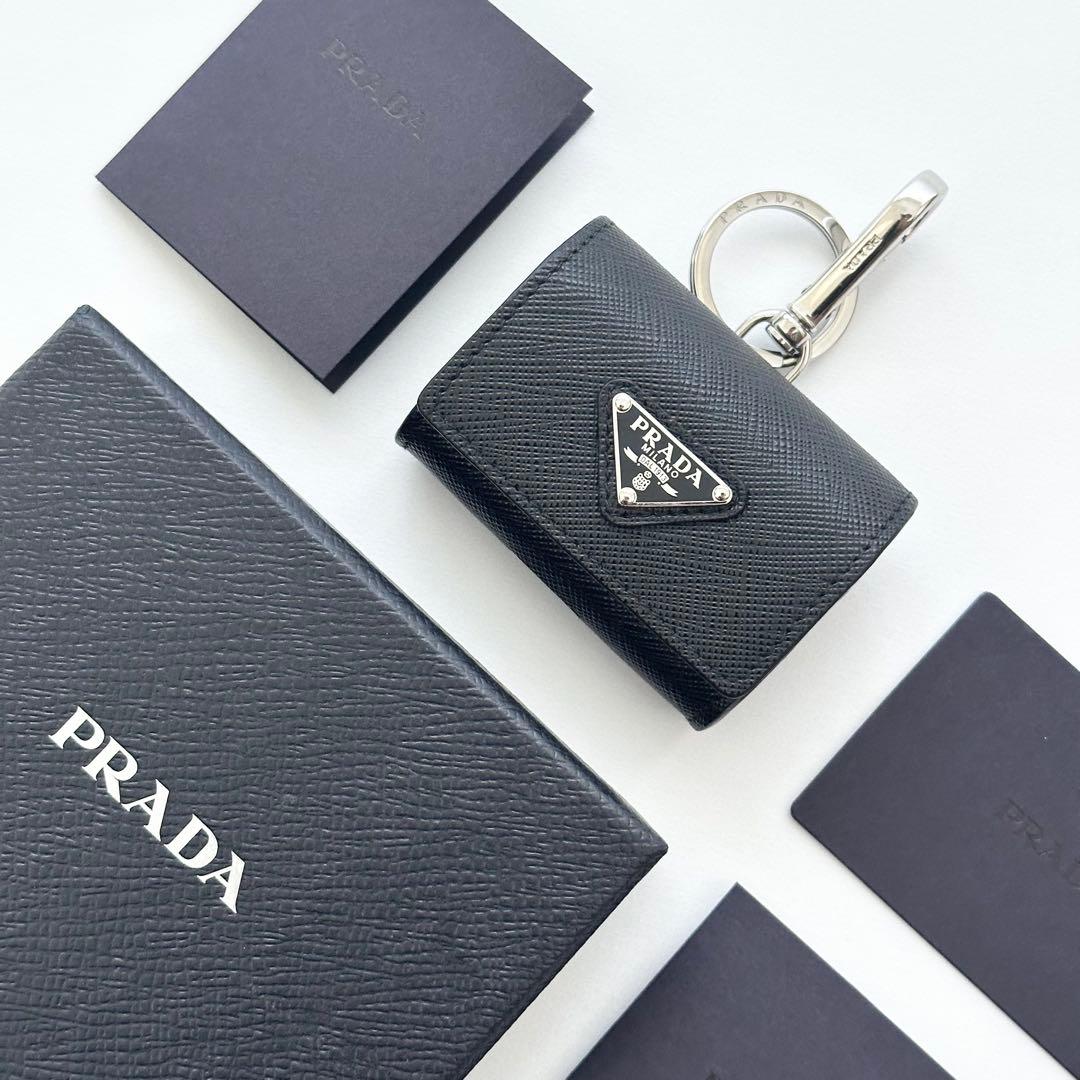 【美品】PRADA AirPods ケース サフィアーノトライアングル