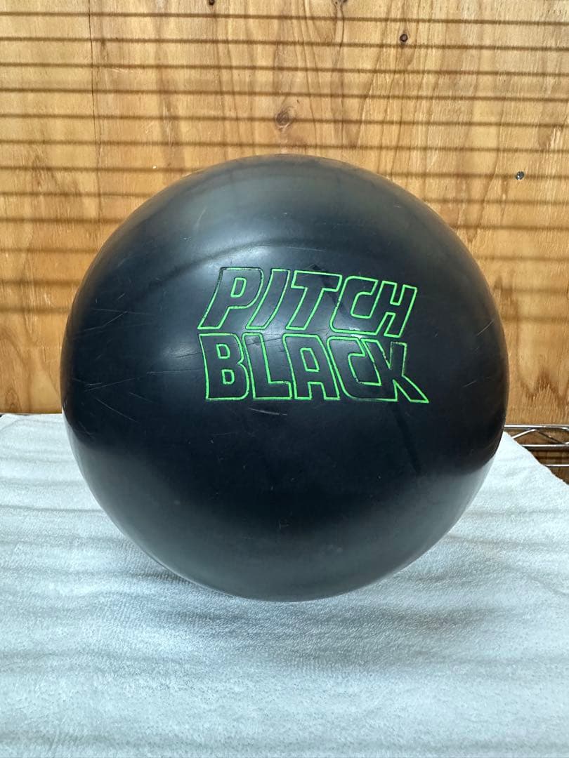 ⭐️美品⭐️ ピッチブラック　ボウリングボール　15ポンド