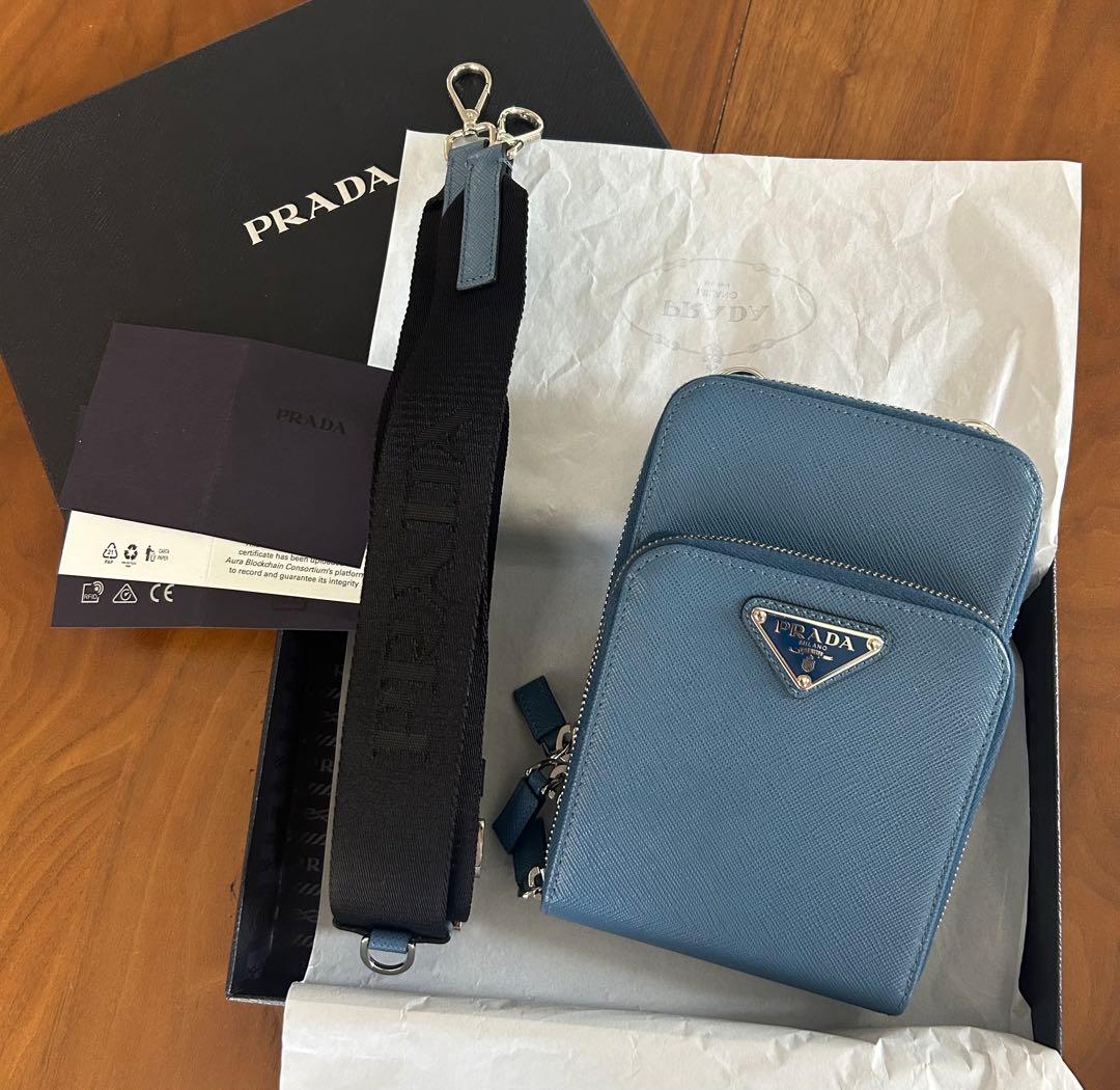 プラダ ショルダーバッグ スマホケース サフィアーノ　未使用品