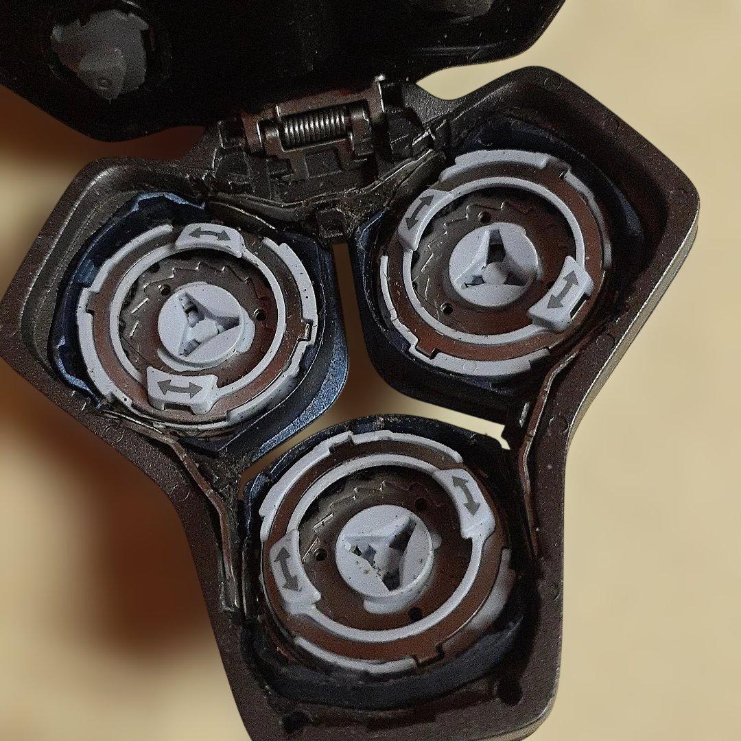 PHILIPS 電気シェーバー Series 7000　7786 2022年製