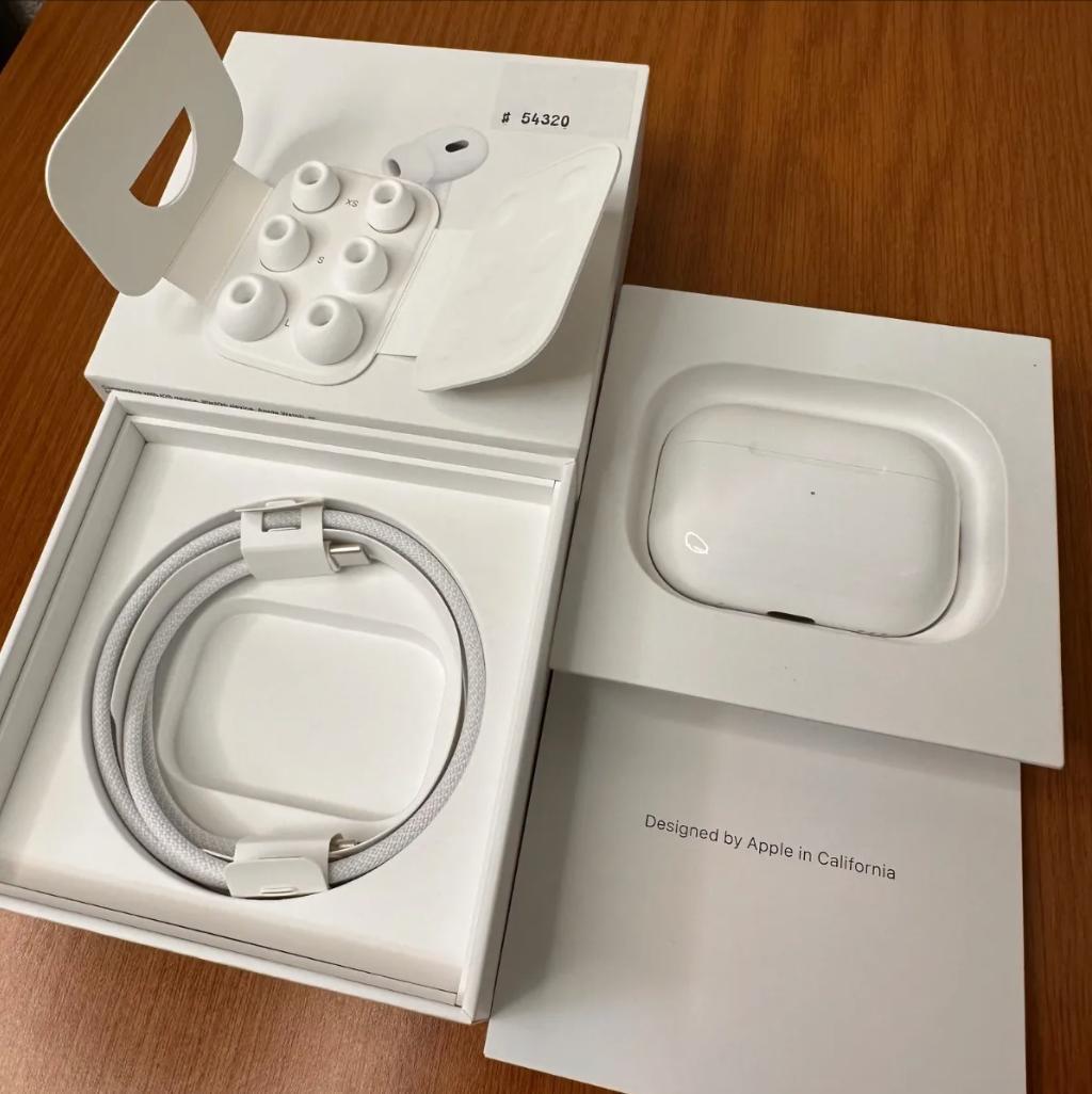 【極美品】AirPods Pro 第2世代 9QY1J MTJV3J/A