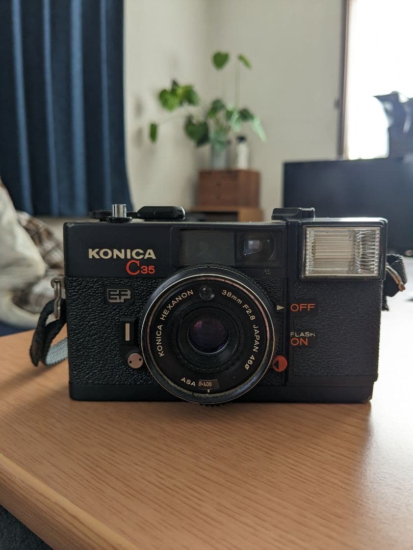 フィルムカメラ KONICA  C35