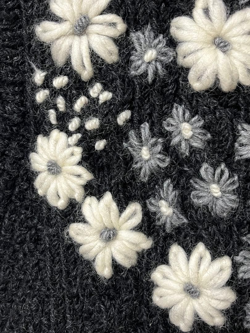 pheeta ニットベスト