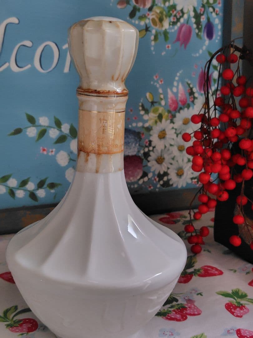 ニッカウヰスキー　特級　鶴　メダルなし　1201g 　古酒　未開栓　760ml