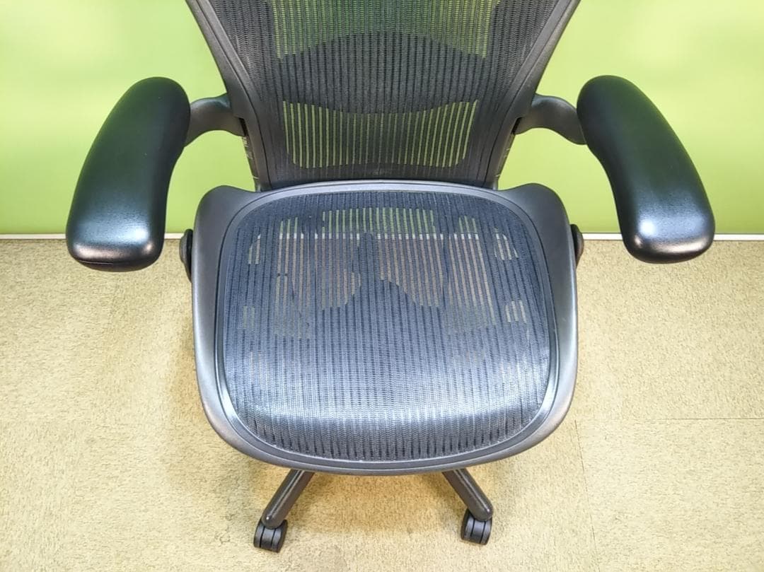 az　ハーマンミラー　アーロンチェア　Bサイズ　スタンダード　固定肘　中古品