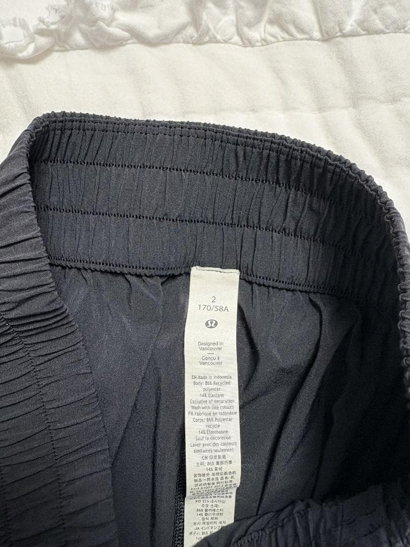 ルルレモン ワイドレッグパンツ