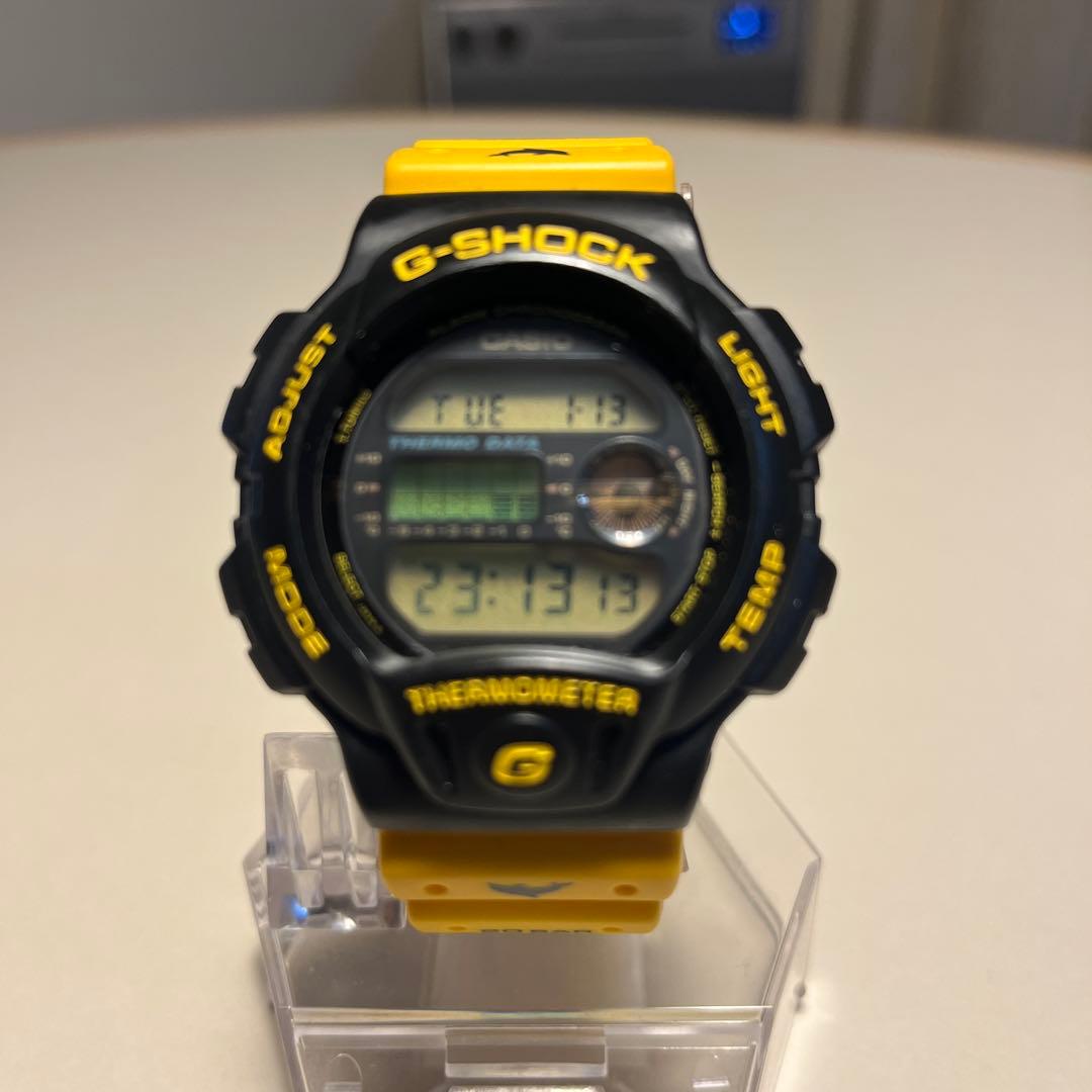 愛の戦士様　G-SHOCK dw-6100dw イルカクジラ