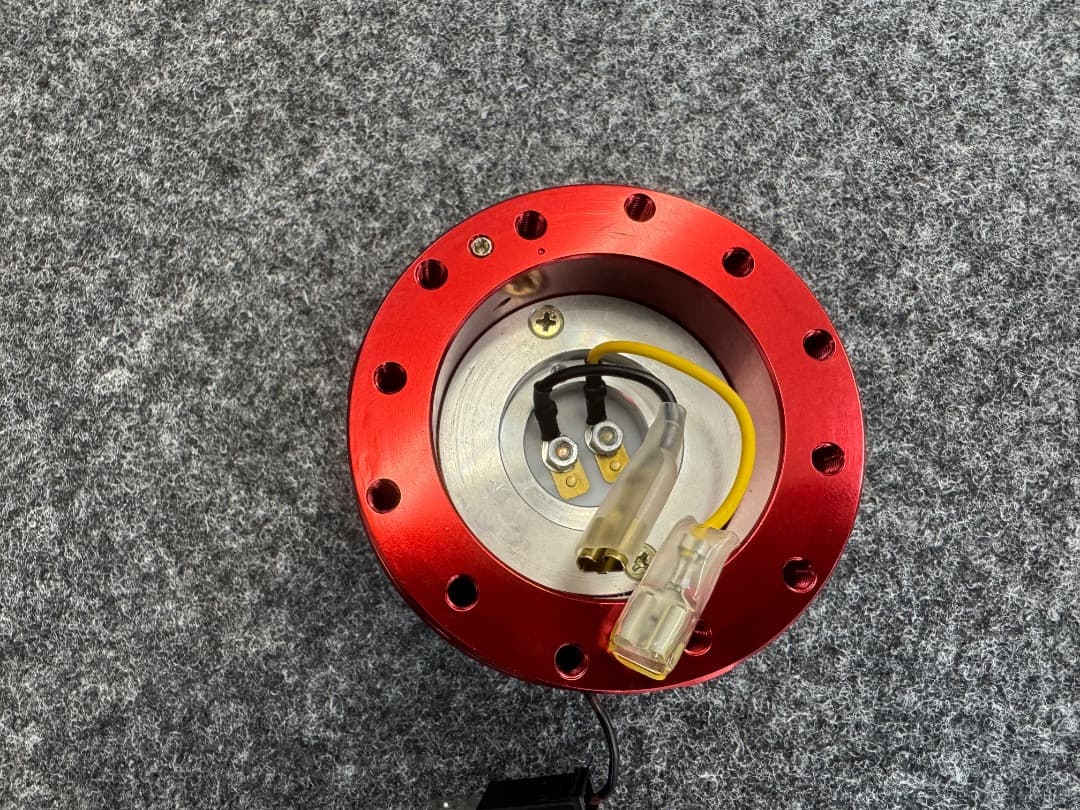 NRG クイックリリース レッド