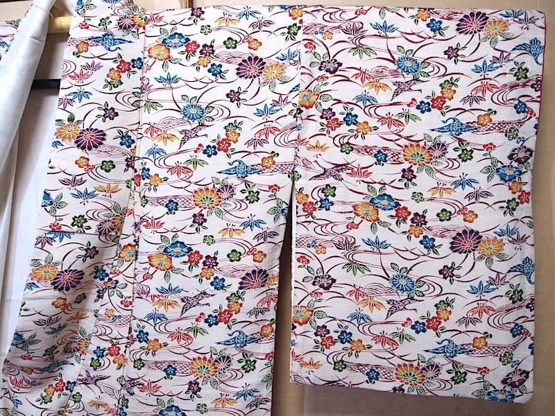 型染め小紋（菊、梅、桜文etc）裄64,5　正絹美品