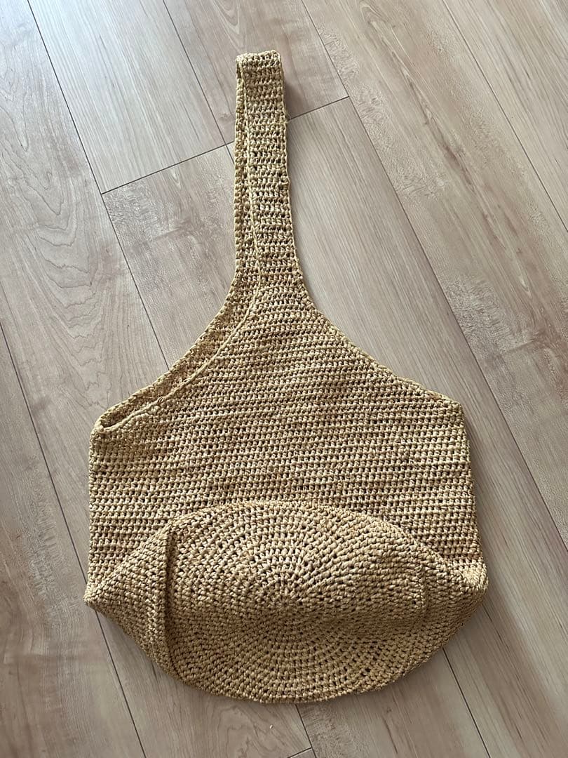 美品　ヘレンカミンスキーKAMINSKI 100%ラフィアかごバッグ