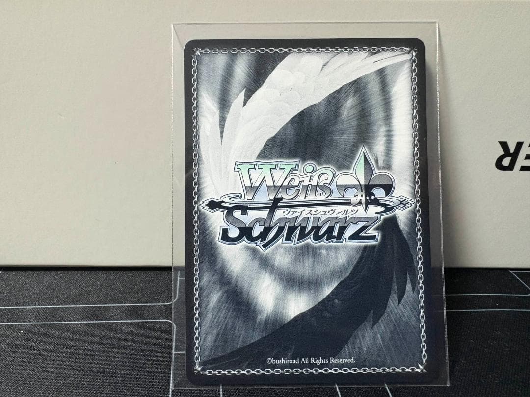 舞台の真ん中にダンツフレーム　サイン入り　ヴァイスシュヴァルツ　ウマ娘