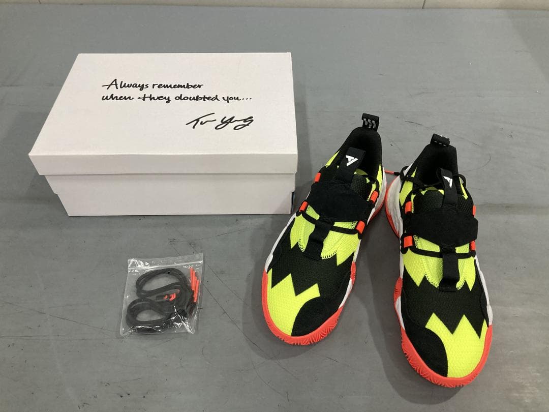 【新品・未使用】adidas アディダス トレイ ヤング 1バスケット 27cm