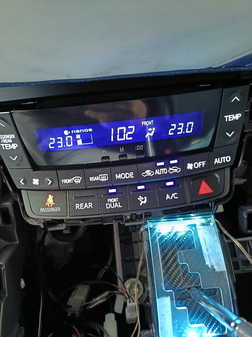 【LED打ち替え品】20ヴェルファイア アルファード後期最上級グレードエアコン