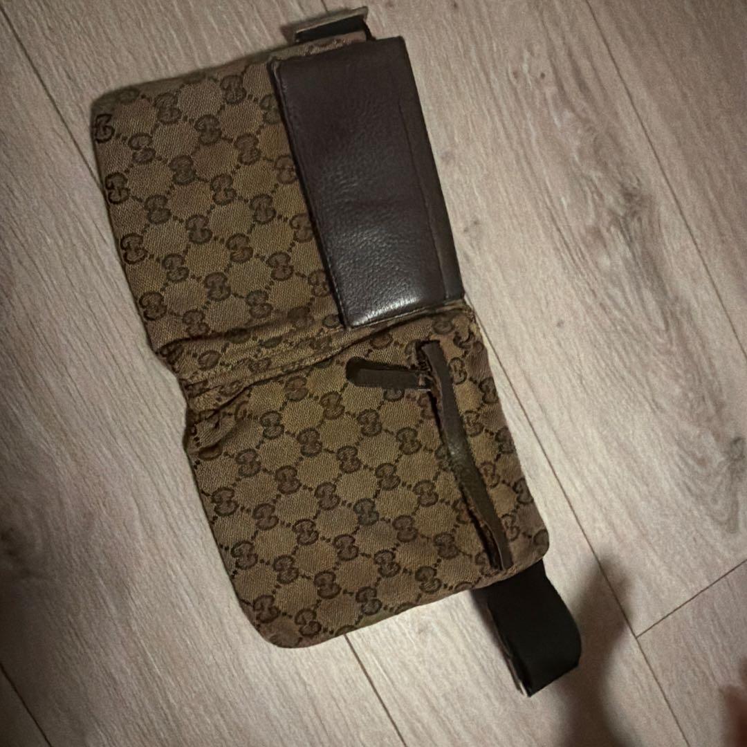 GUCCI GGパターン ボディバッグ ブラウン