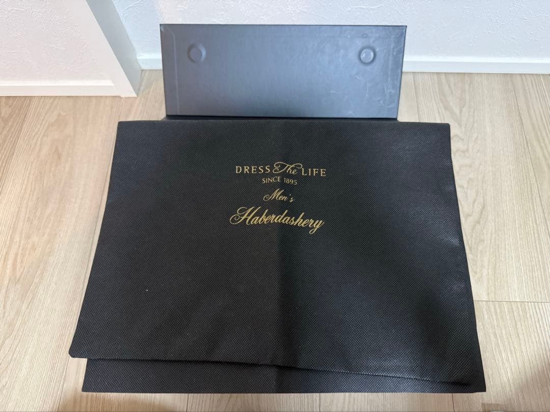 【たつ】DRESS THE LIFE エナメルシューズ　ブラック結婚式用