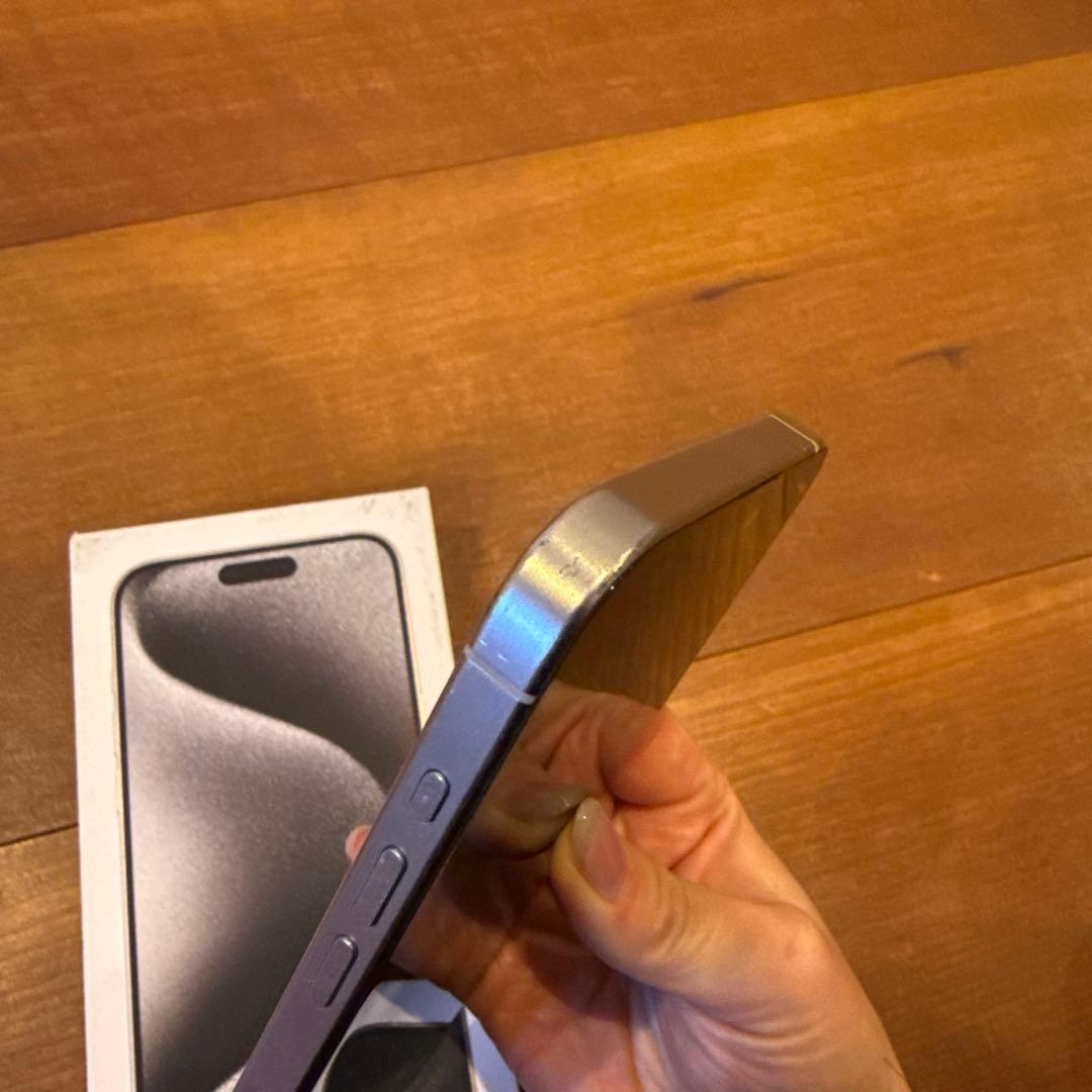 Apple iPhone 15 Pro Max 1TB 本体