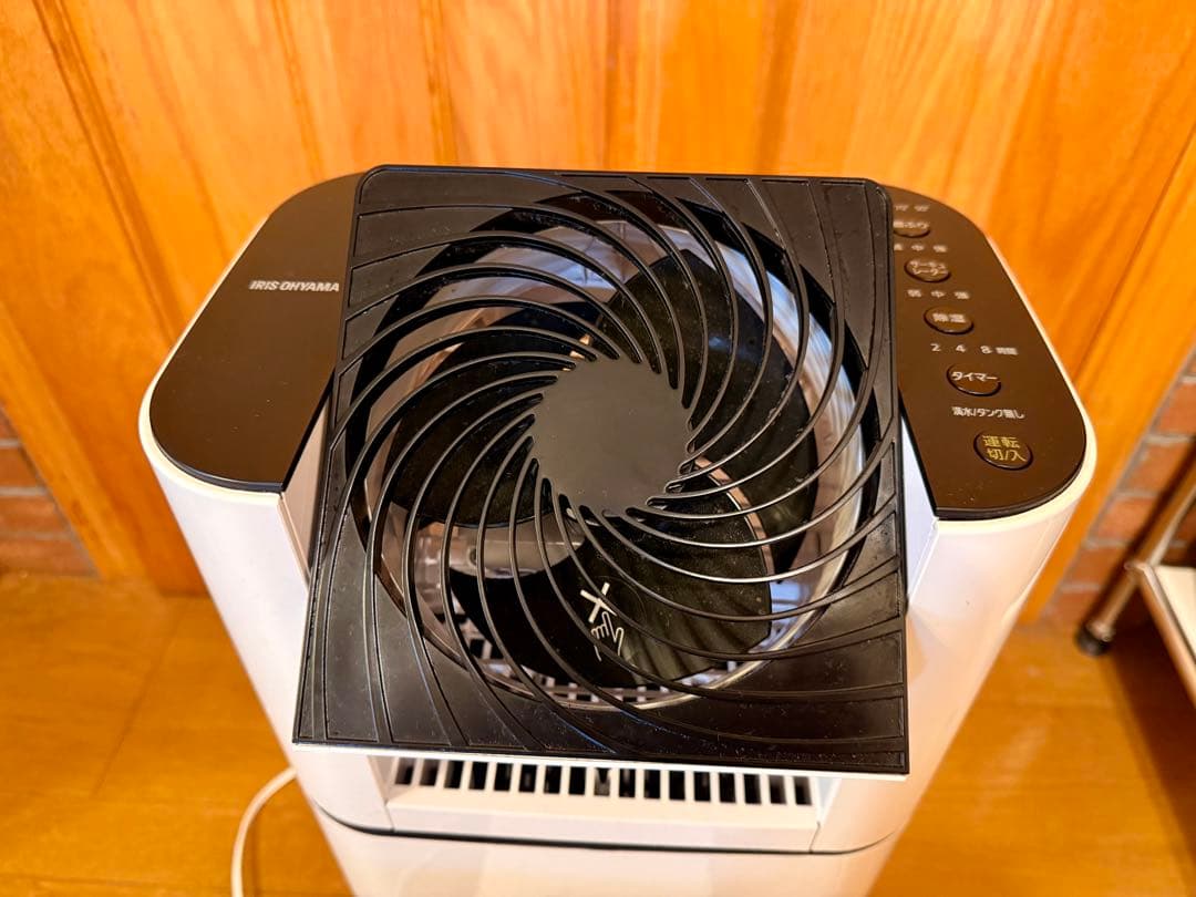 アイリスオーヤマ 乾燥除湿機 13畳 5L IJDI50-WH 円形ファン付き