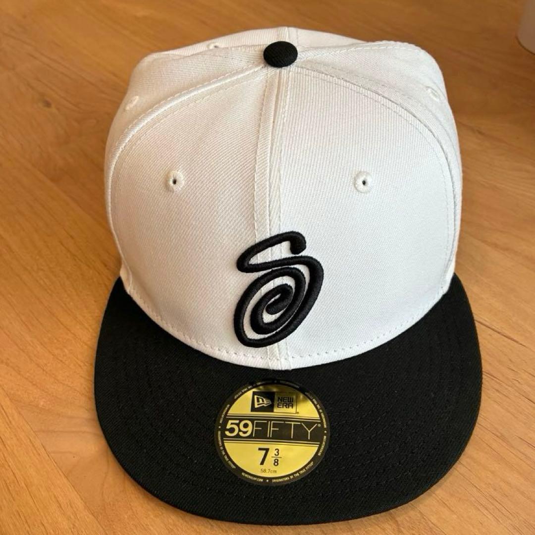STUSSY NEW ERA コラボキャップ　ホワイト