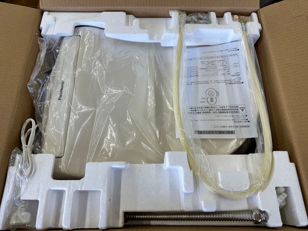 未使用品 Panasonic ウォシュレット [DL-EG10-CP]